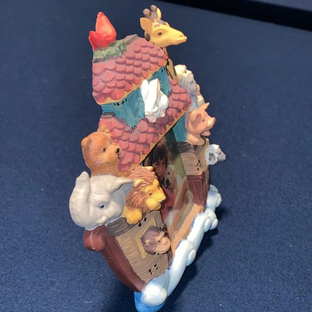 Noah’s Ark 3 Dimensional Picture Frame
